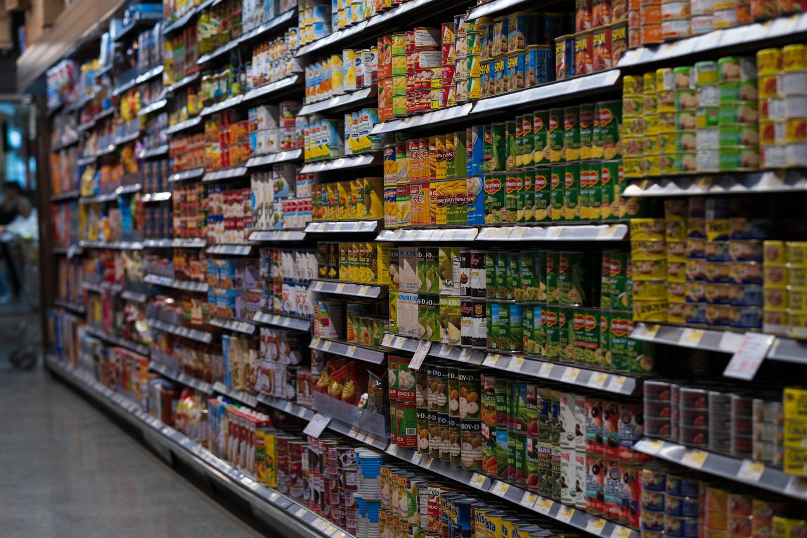 Canned and dry goods on shelves